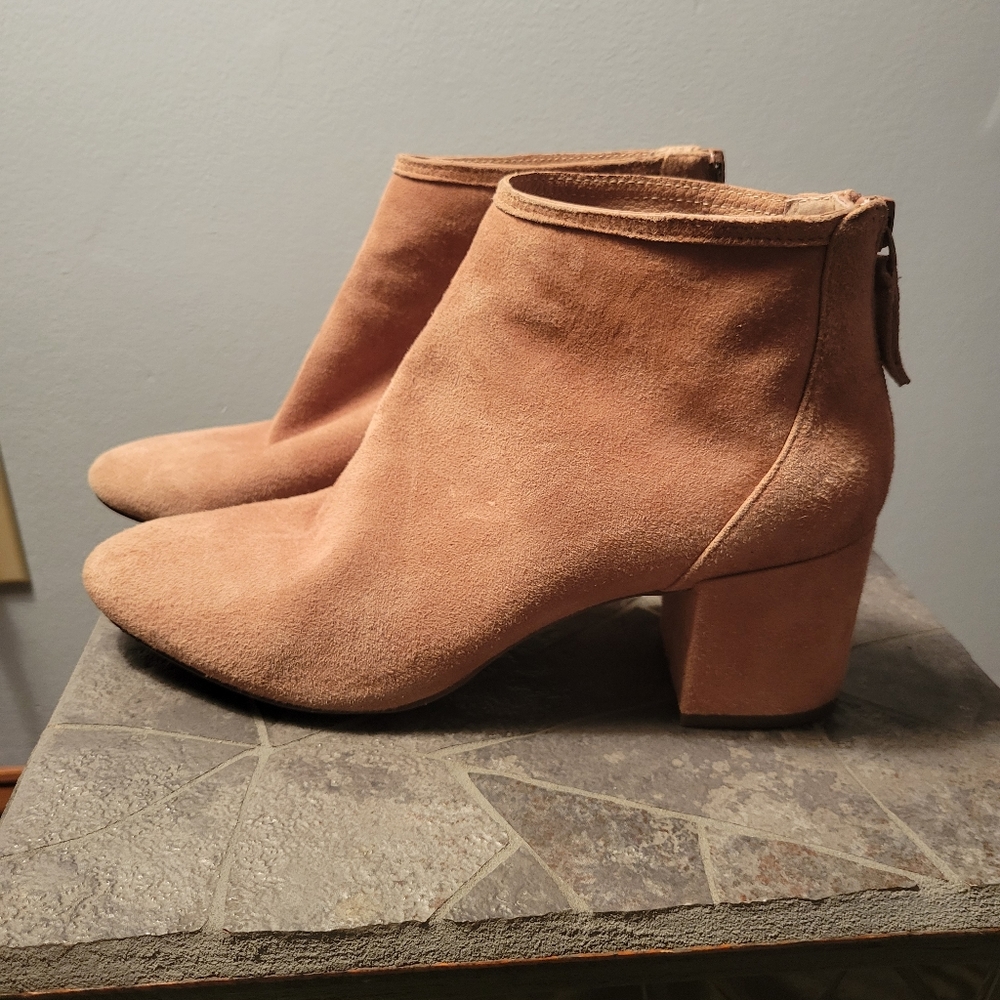 Cecelia New York Ankle Booties Size 8